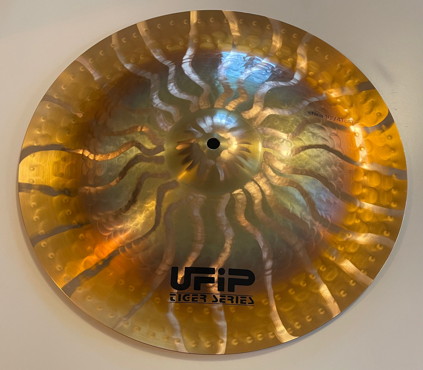 16" Ufip Tiger Series China (nyt)